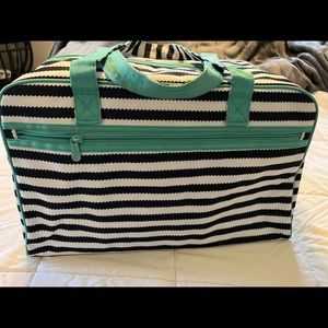Thirty One Large Zippered Tote/Duffel